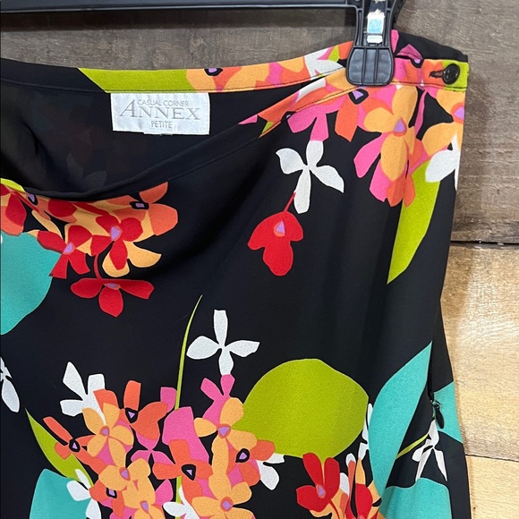 Casual Corner Black Floral A-Line Skirt - Picture 12 of 15